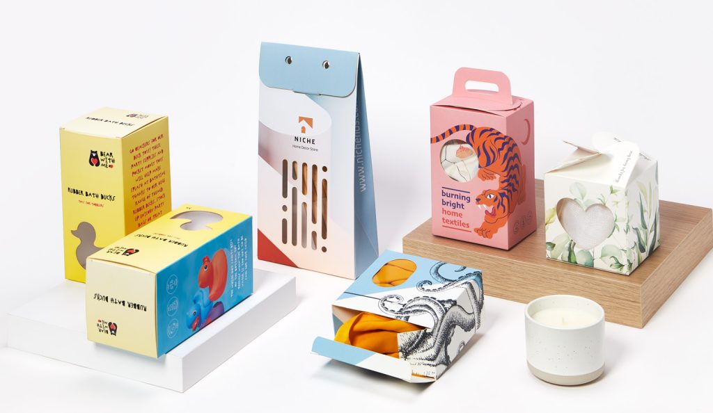 banner cat packaging window 02 d